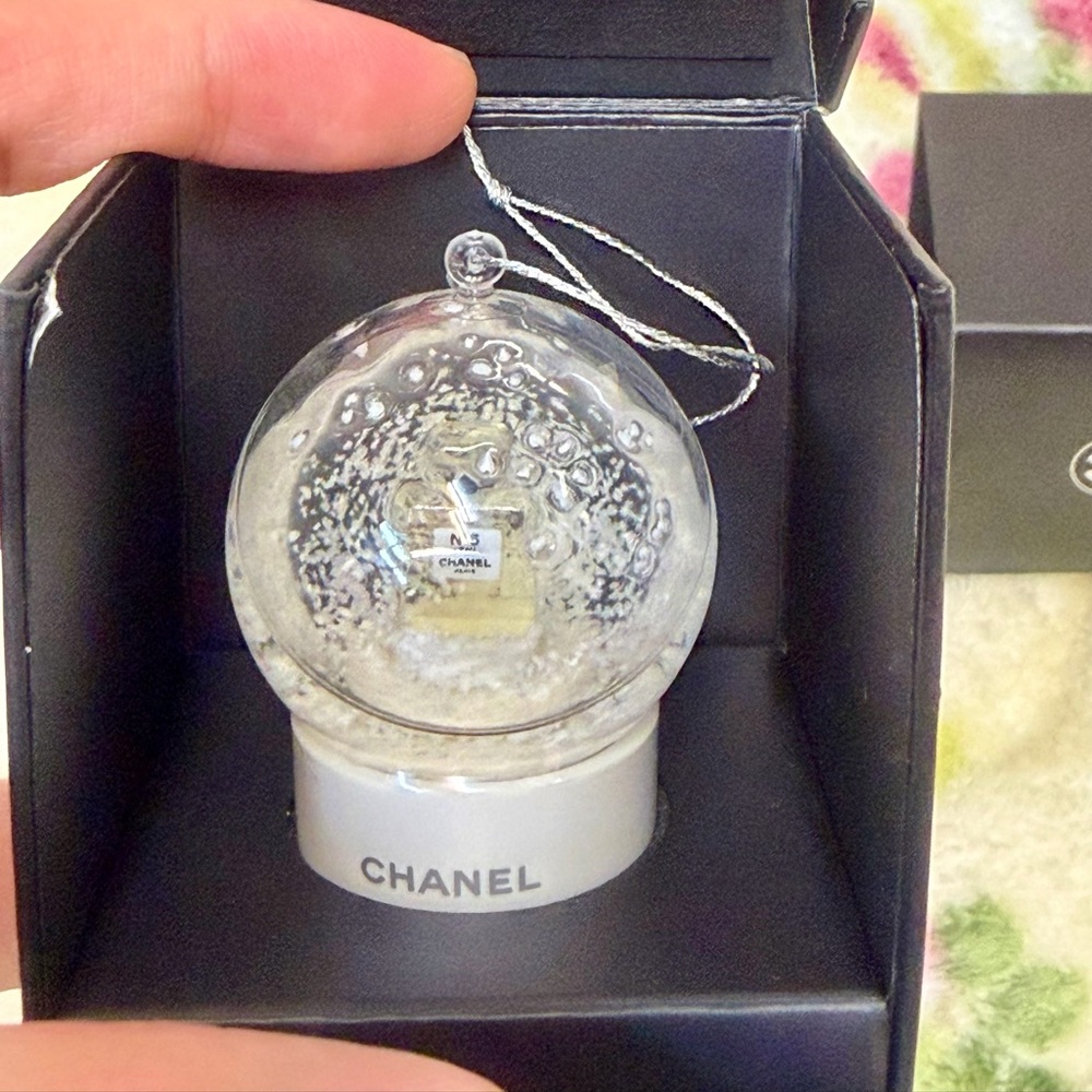 CHANEL No.5 Collectible Snow Globe Holiday Ornament - Picture 7 of 7